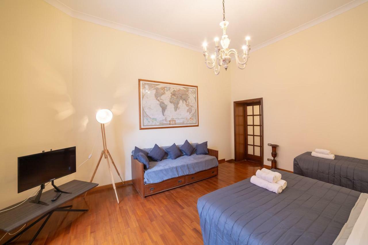 The Dante Apartment By HouseinNapoli Eksteriør bilde
